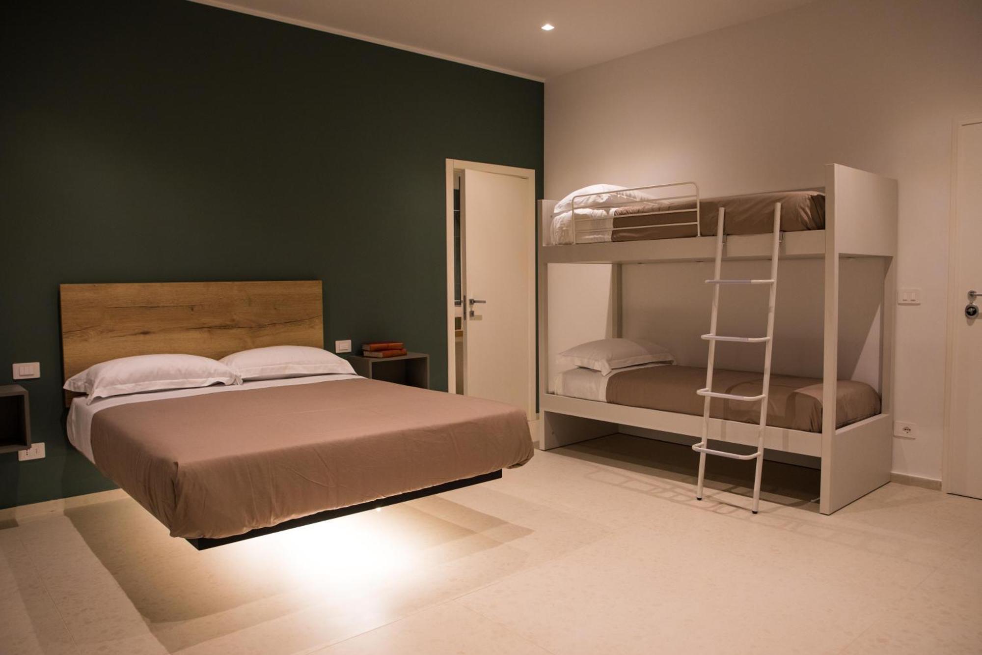 Your House Rooms 3 コンヴェルサーノ エクステリア 写真
