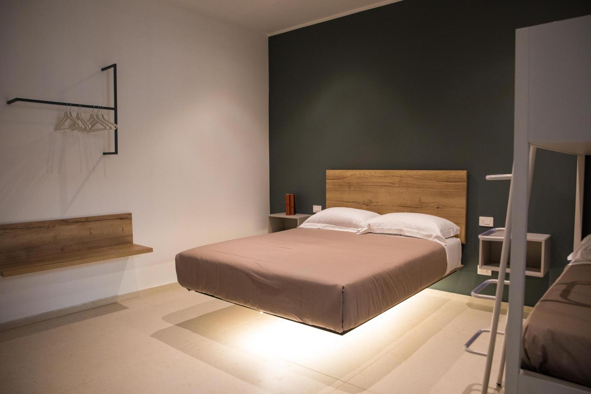 Your House Rooms 3 コンヴェルサーノ エクステリア 写真