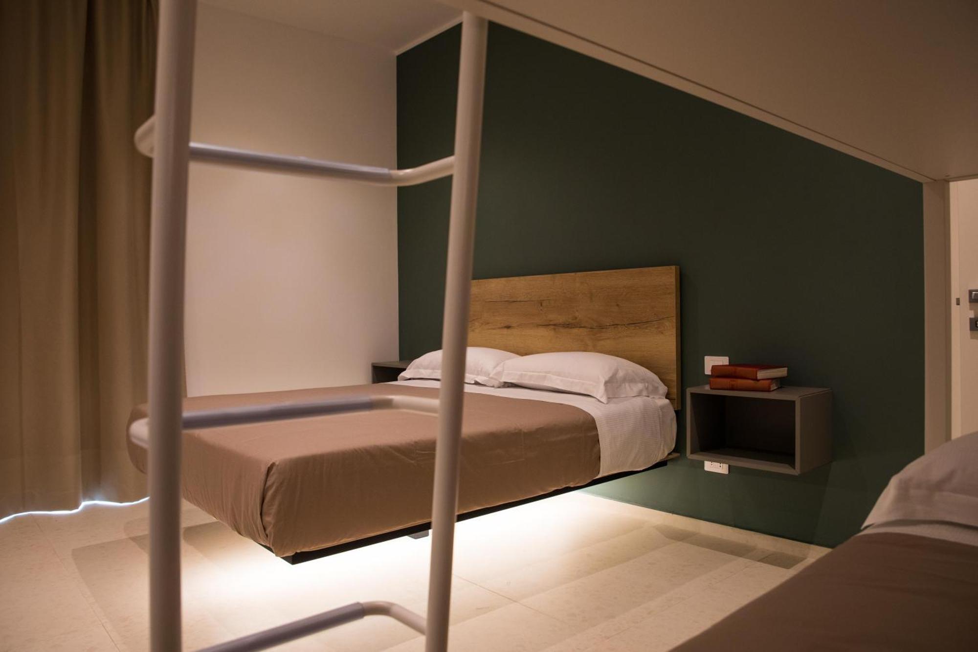 Your House Rooms 3 コンヴェルサーノ エクステリア 写真